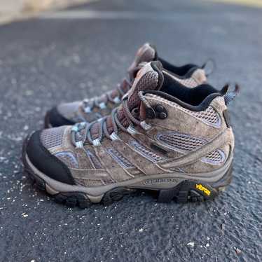 Womens Merrell Moab 2 hiking boots size 6