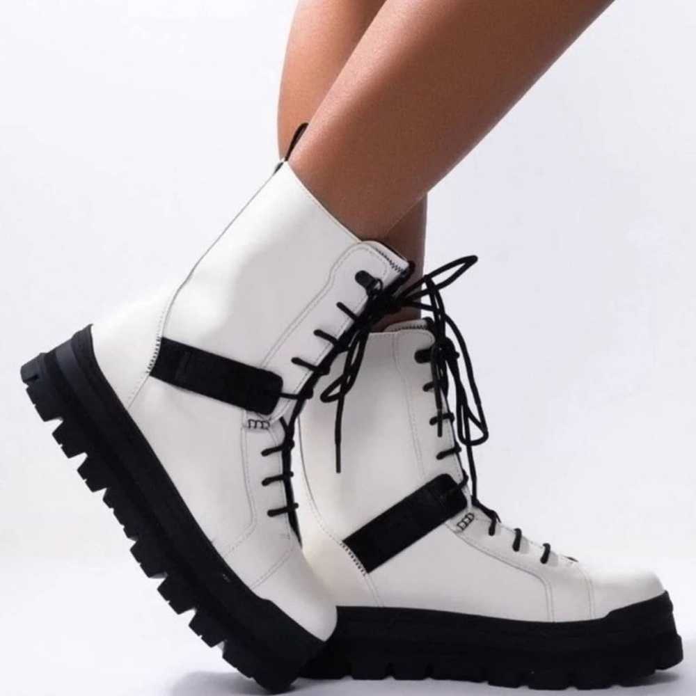 UGG Sheena White/ Black Leather Combat Boots Size… - image 6