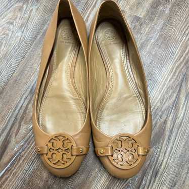 Tan leather Tory Burch ballet flats