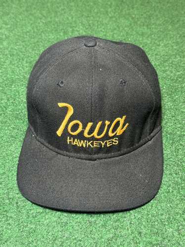 Sports Specialties × Vintage Vintage Iowa Hawkeyes