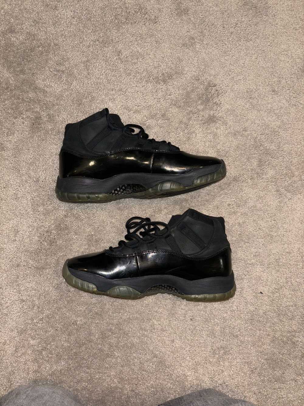 Jordan Brand jordan 10 cap and gown - image 2