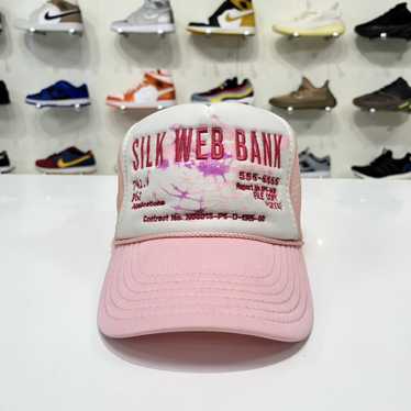 Spider Worldwide SP5DER Trucker Cap Pink - image 1