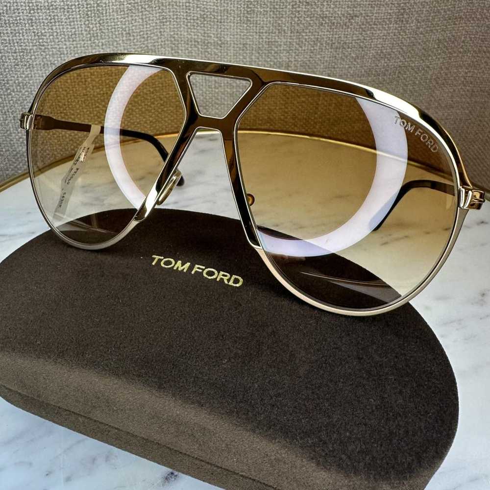 Tom Ford Aviator sunglasses - image 4