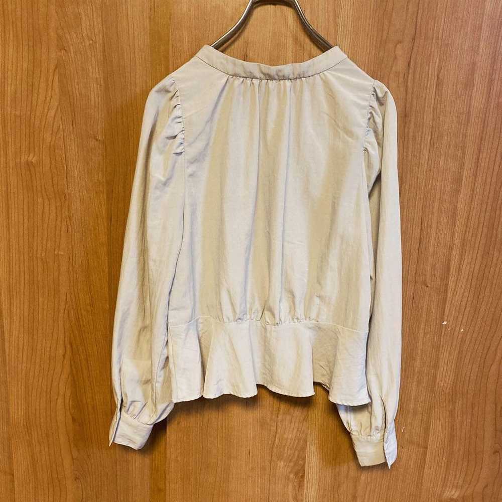 [Mystic] Long Sleeve Blouse No Collar Light Beige… - image 5