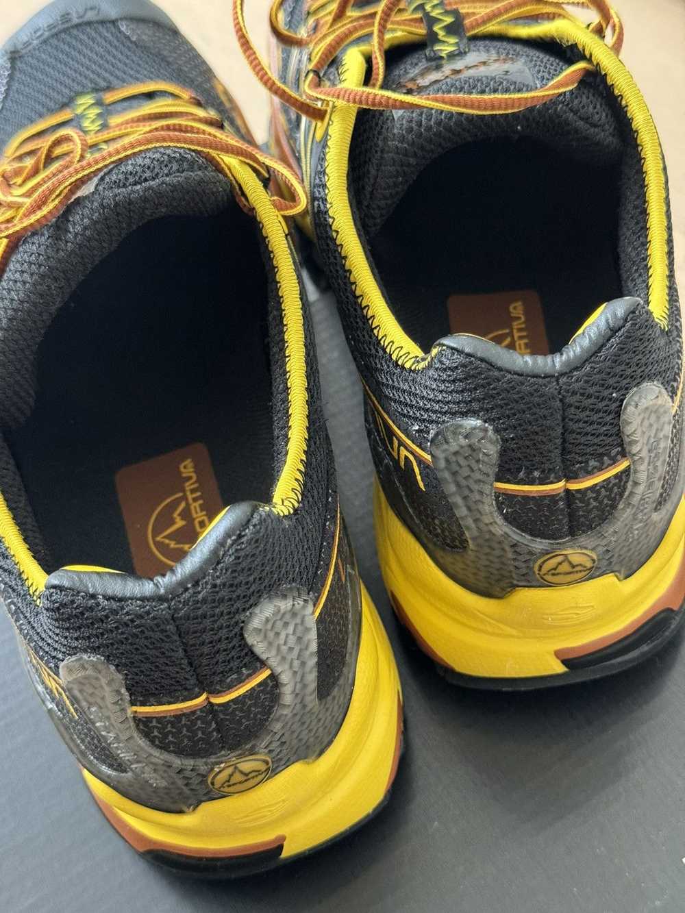 Ermenegildo Zegna × La Sportiva Ultra Raptor Moun… - image 11