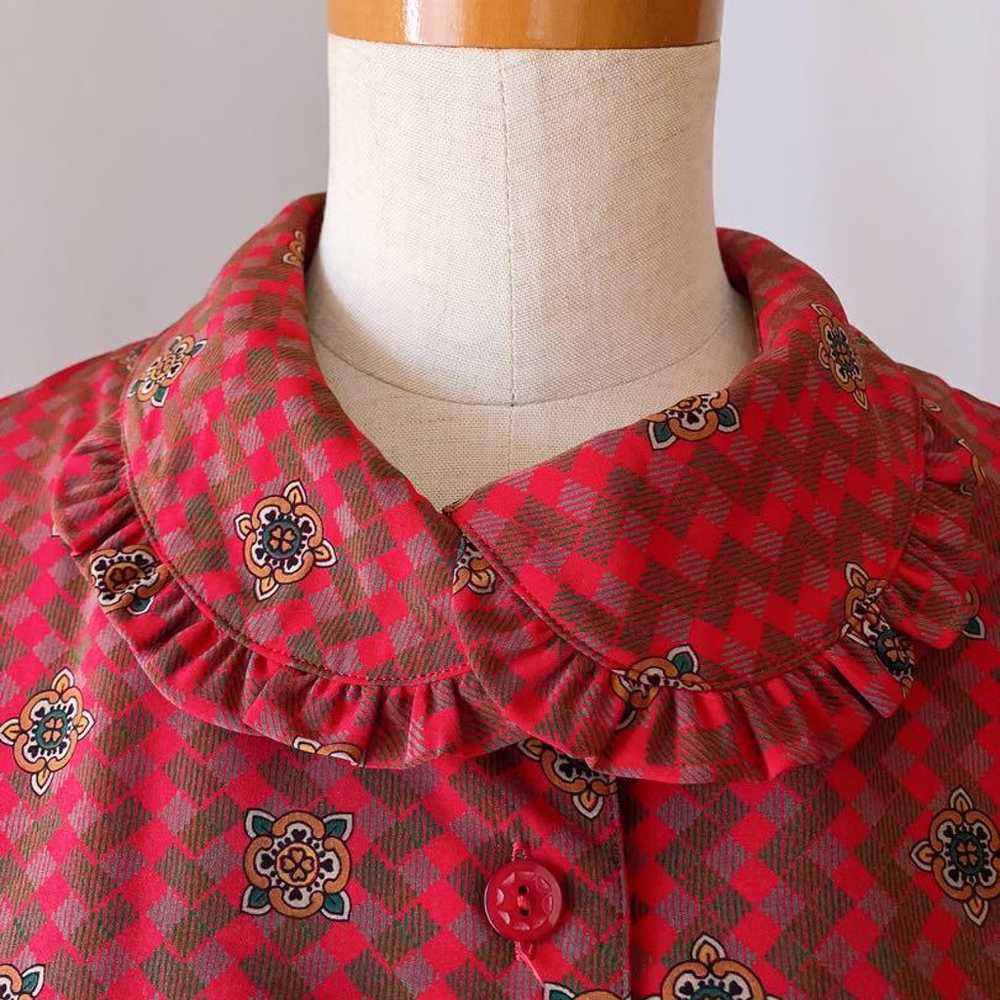 Used retro red patterned blouse vintage secondhand - image 12