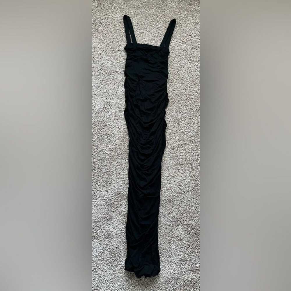 Good American Ruched Maxi Dress - image 4