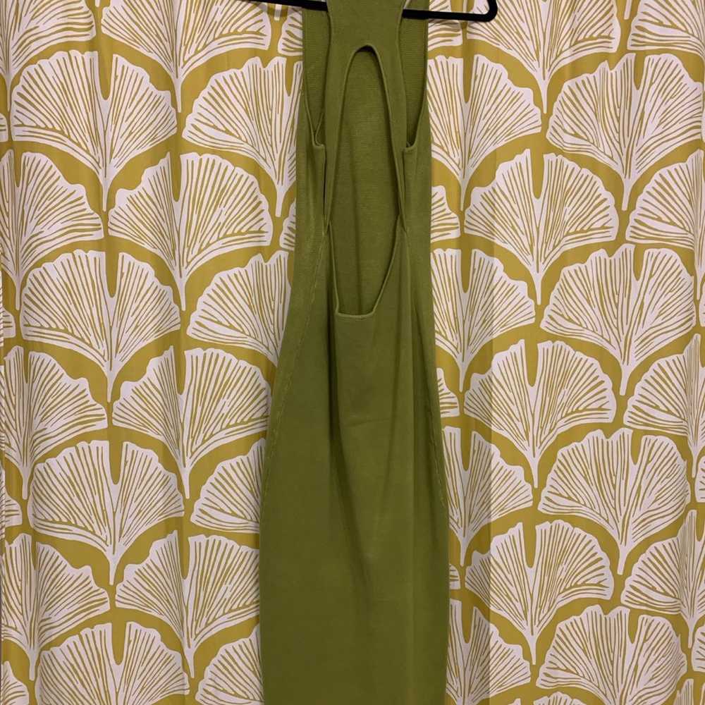 House of Harlow 1960 Green Cutout Knit Bodycon Mi… - image 4