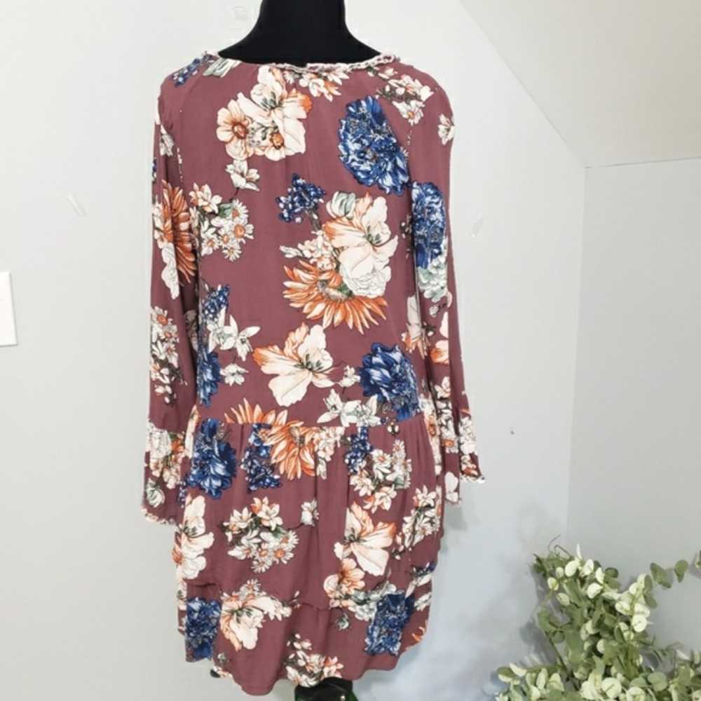 Jodifl Floral Bell Sleeve Layered Hem Tunic Top B… - image 3