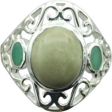 Sterling Silver Unknown Green Stone and Emerald Ri