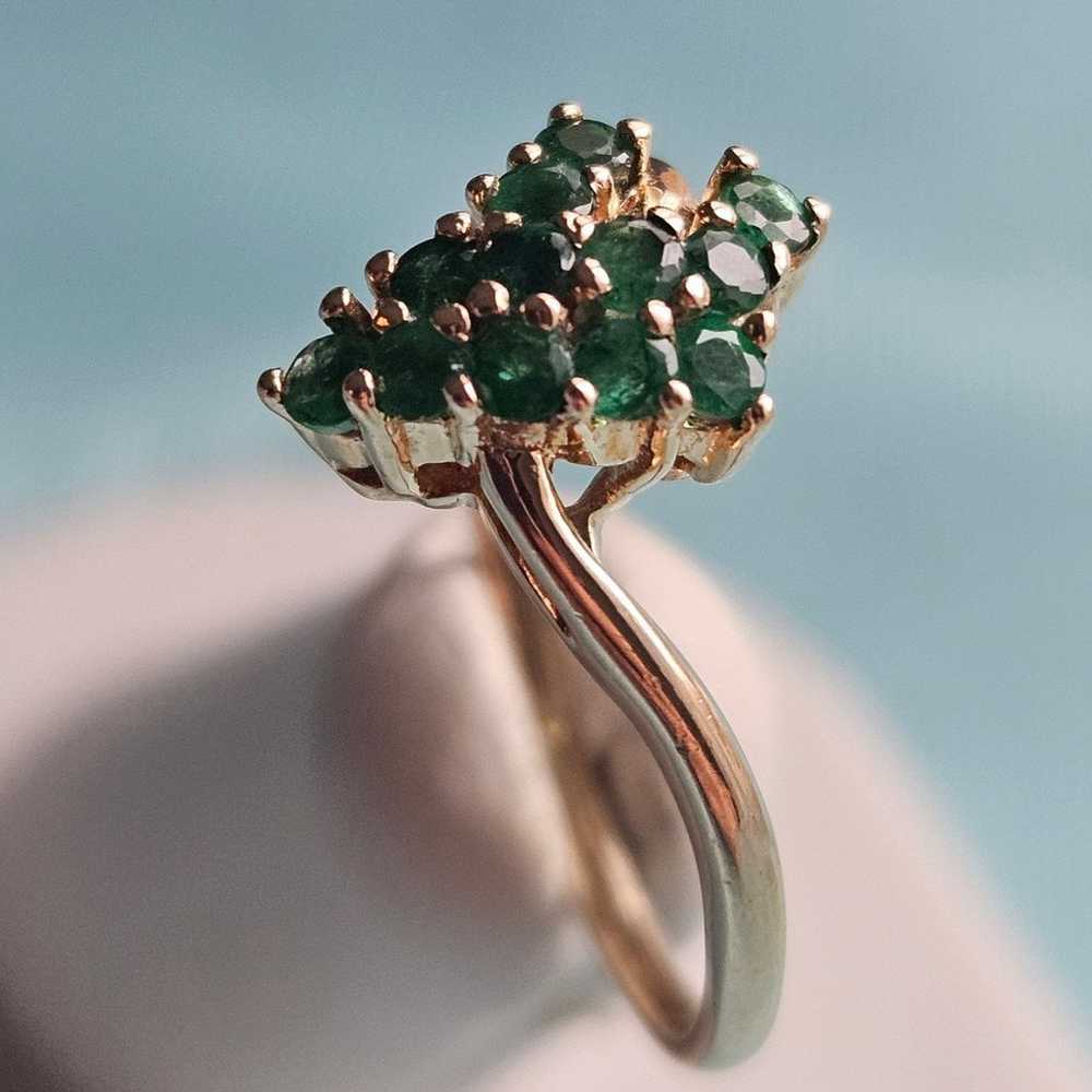 Gorgeous 14k Gold And Genuine Emeralds Ring - image 8