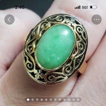 10K Gold Jade Ring