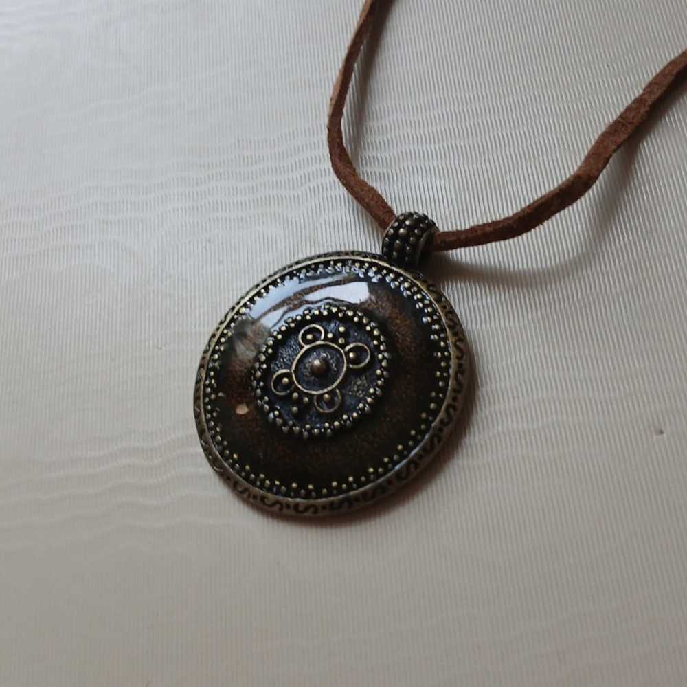 Vintage 90's Y2K brown gold medallion faux leathe… - image 3