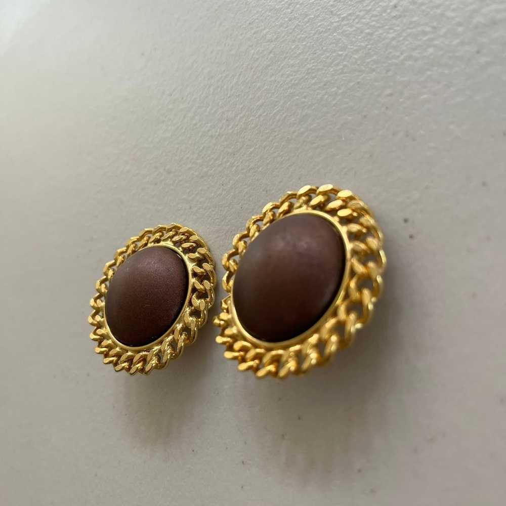 Beautiful Vintage Brown And Gold Toned Chain Clip… - image 4