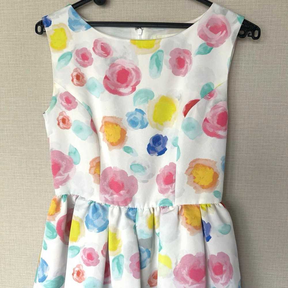 【Excellent Condition】Chesty Floral Sleeveless Kne… - image 3