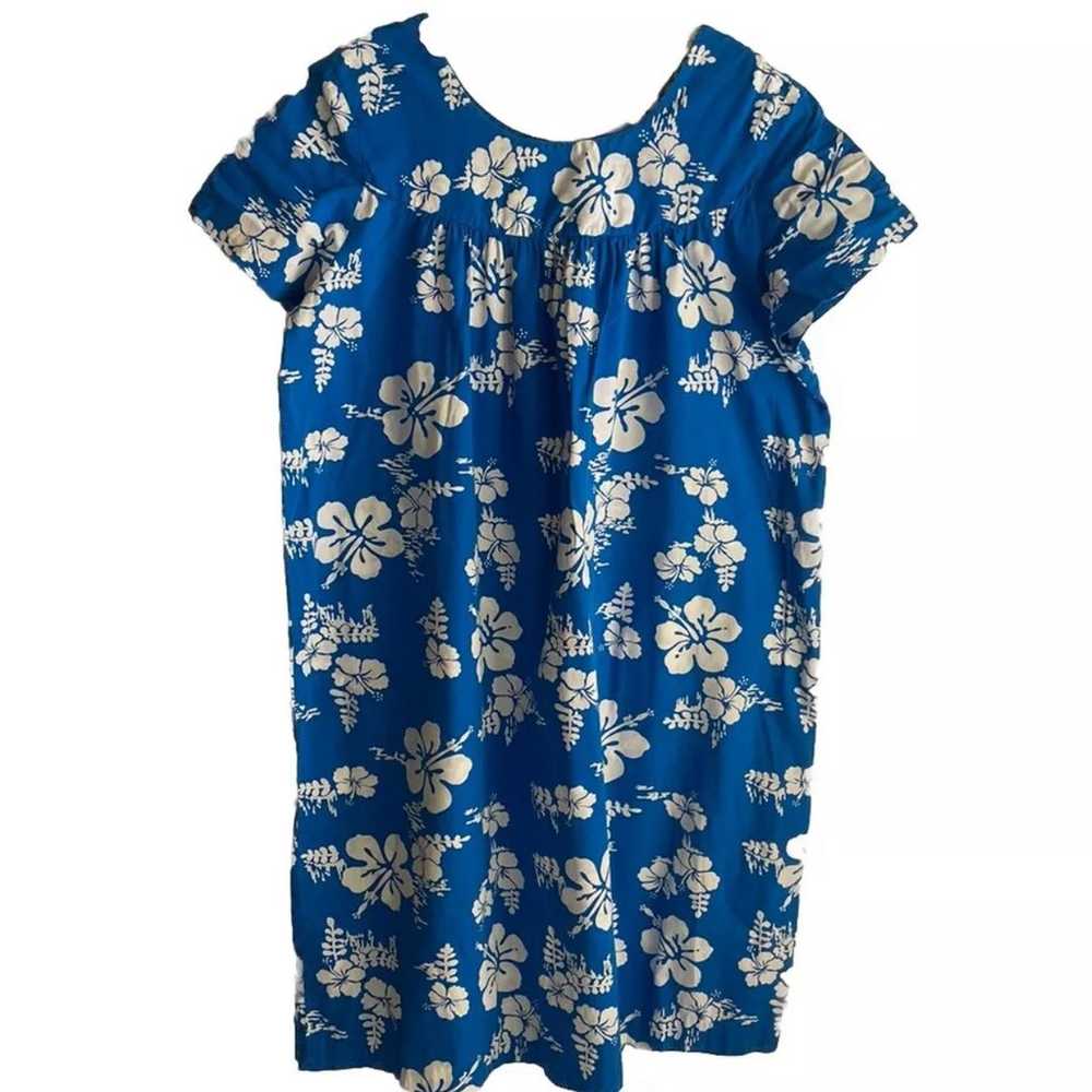 Vintage 60’s Ui-Maikai BLUE WHITE Classic Floral … - image 1