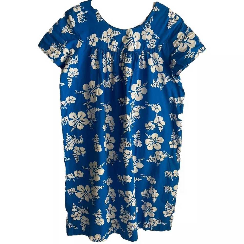 Vintage 60’s Ui-Maikai BLUE WHITE Classic Floral … - image 2