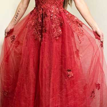 Beautiful Red Formal Gown