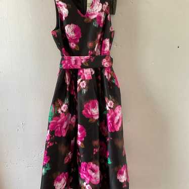 Tahari Arthur S. Levine Floral Dress With Pockets - image 1