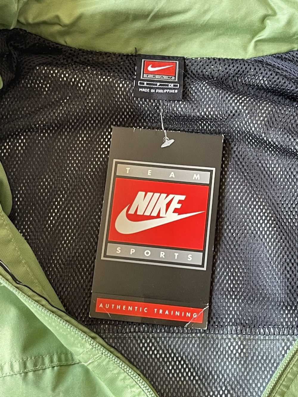 Nike × Vintage 90s Deadstock Nike Team Sports Nyl… - image 5