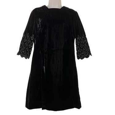 Vintage 60s Size M Black Velvet Sheath Dress Eyel… - image 1