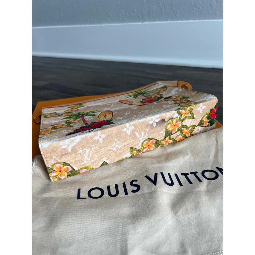 Louis Vuitton Leather clutch - image 10