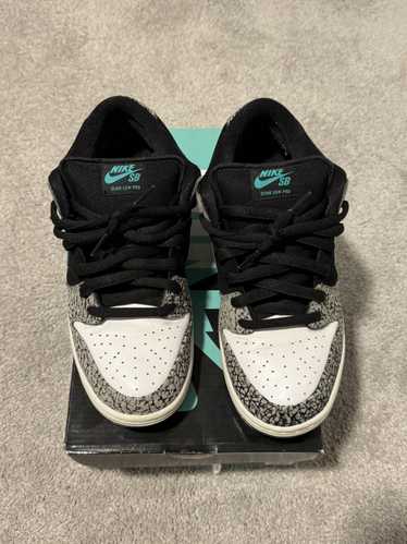 Nike Nike SB Dunk Low Atmos