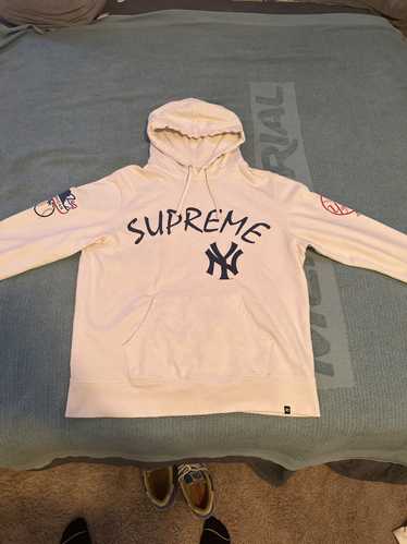 New York Yankees × Supreme Supreme x New York Yank