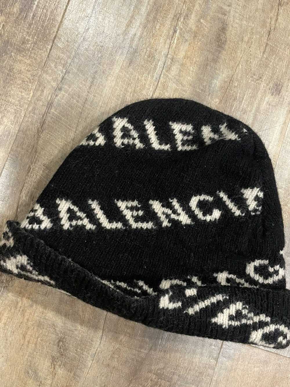 Balenciaga RARE Balenciaga All Over Logo Wool Bea… - image 3