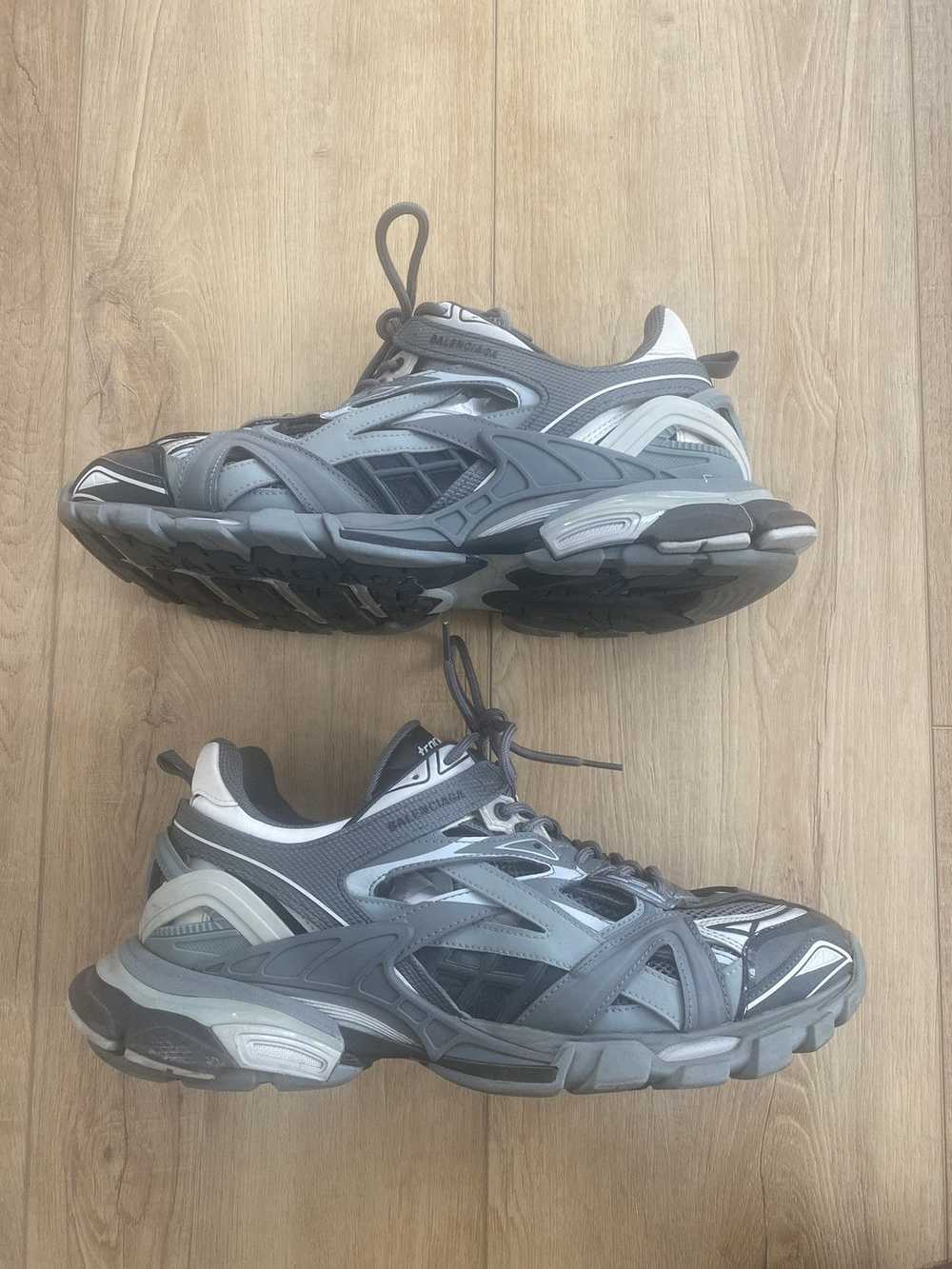 Balenciaga Grey Track 2 Balenciaga Sneaker - image 2