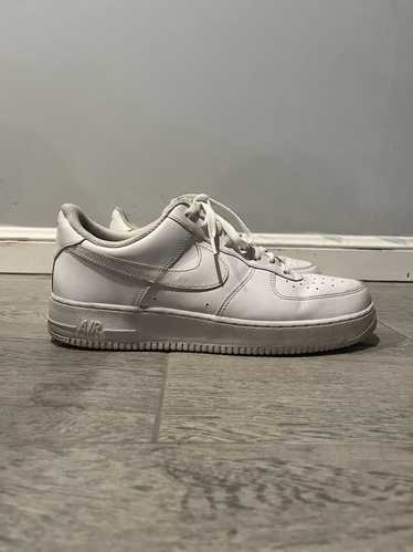 Nike AIR FORCE 1 ‘07