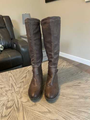 Tall Size Baretraps-Tall brown boots