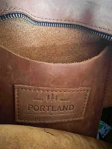 Portland Leather Crossbody Tote