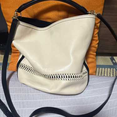 Mint condition Max Mara handbag - image 1