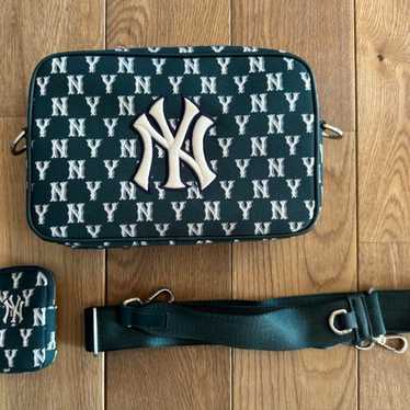 MLB NY Logo Shoulder Bag - image 1