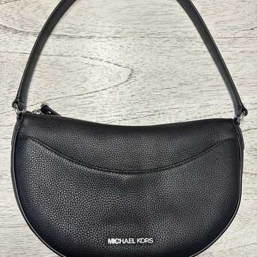 Michael Kors Shoulder Bag.