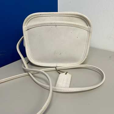 Vintage Coach Hadley White Ivory Mini Crossbody S… - image 1