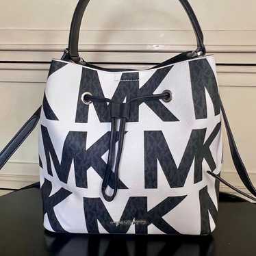 Michael Kors convertible bag