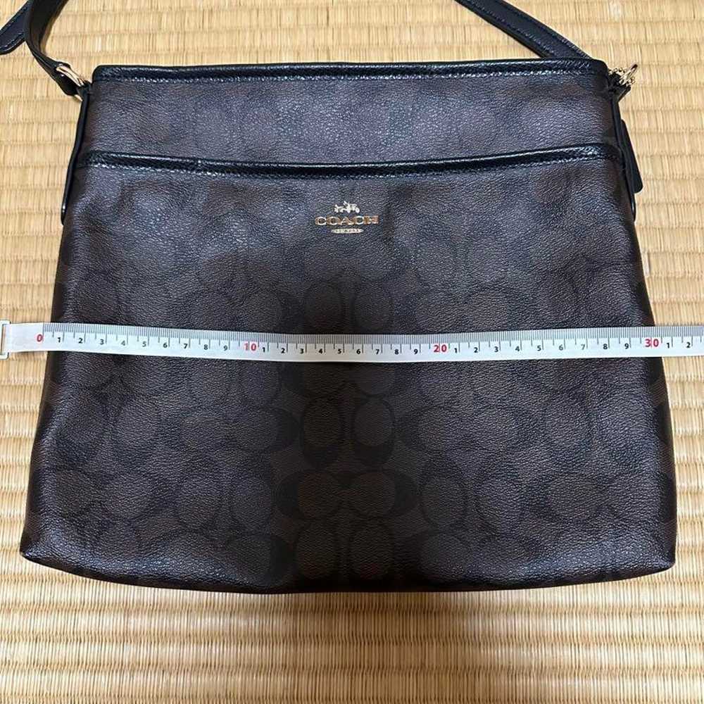 ✨Beautiful Coach shoulder bag✨ - image 9