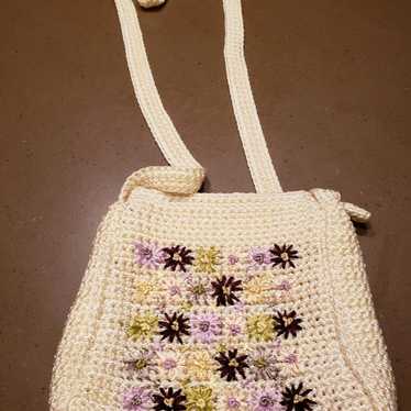 Vintage ivory macrame purse