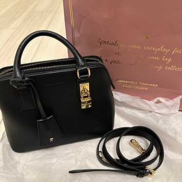 Samantha Thavasa handbag black