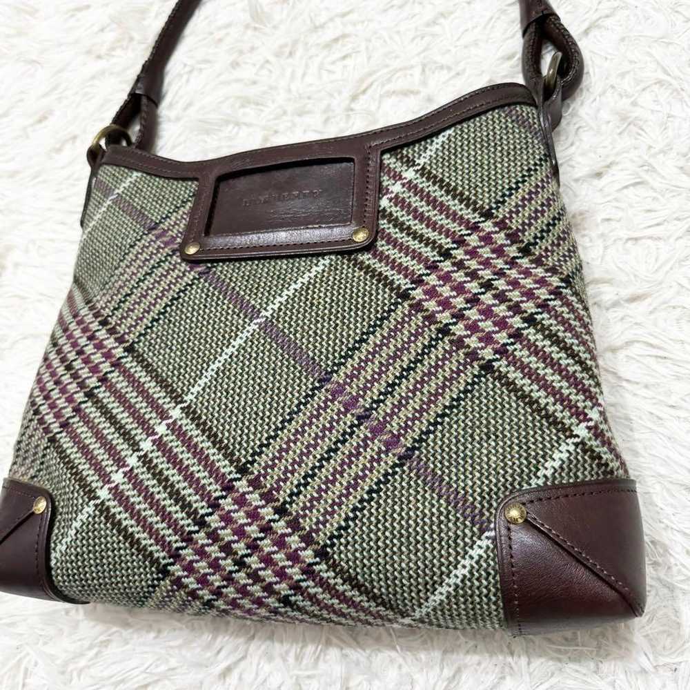 Beautiful item ✨ Burberry tote bag shoulder bag N… - image 3