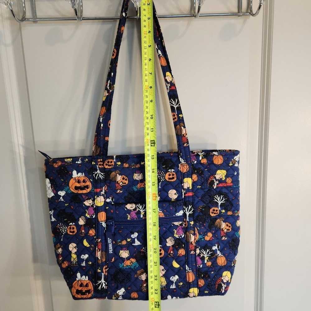 Vera Bradley Peanuts Halloween Small Vera Tote EUC - image 10