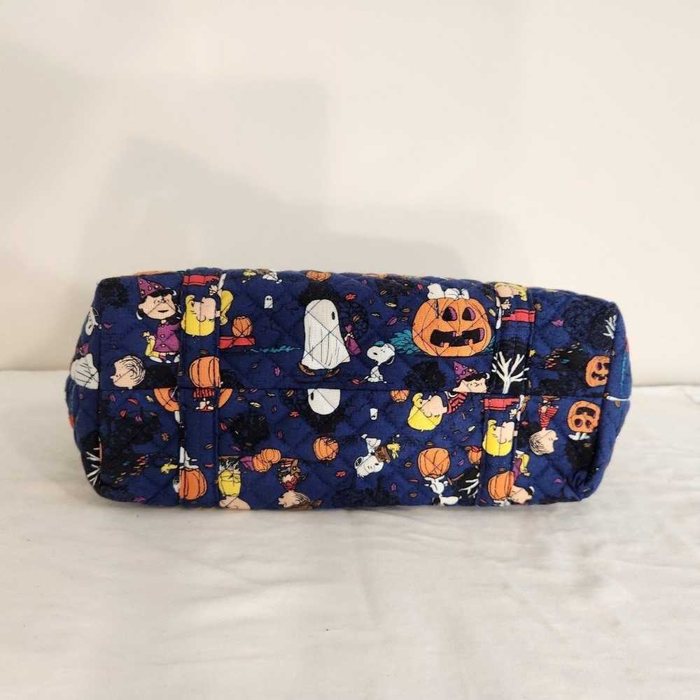 Vera Bradley Peanuts Halloween Small Vera Tote EUC - image 6