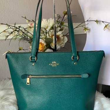 Coach Green Crossgrain Leather Gallery Tote - image 1