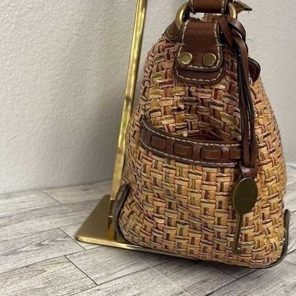 Fossil Vintage Straw and Leather Shoulder Bag - image 4