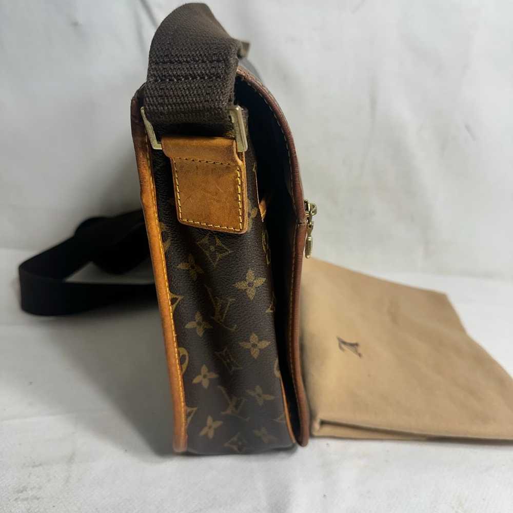 Louis Vuitton Shoulder Bag - image 4