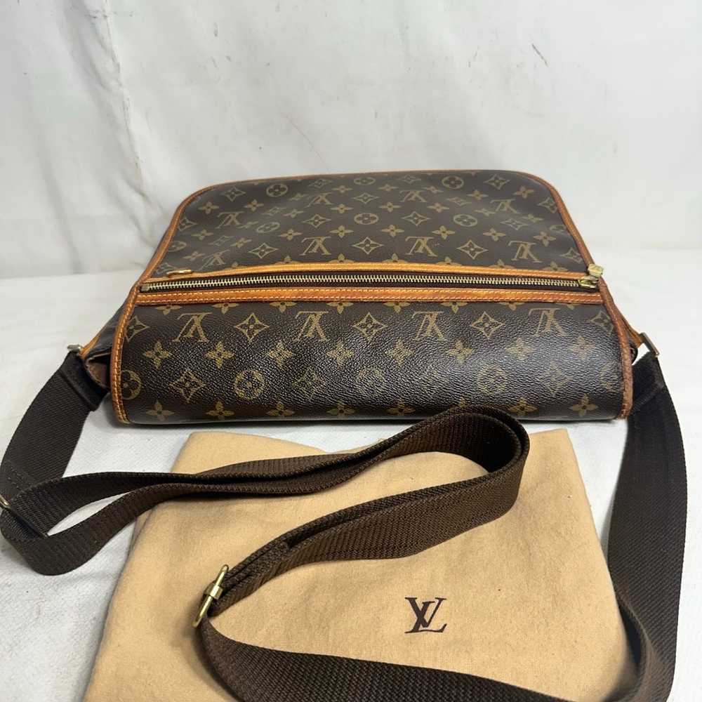 Louis Vuitton Shoulder Bag - image 6