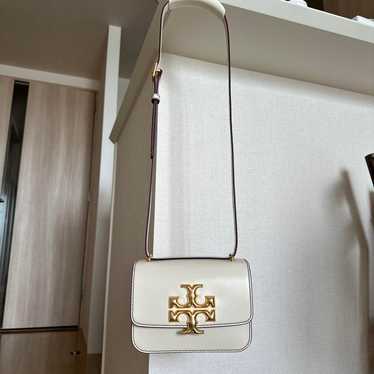 Tory Burch Shoulder Bag, almost brand new.