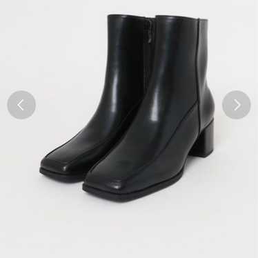 "Sense of Place by Urban Research Short Boots Blac